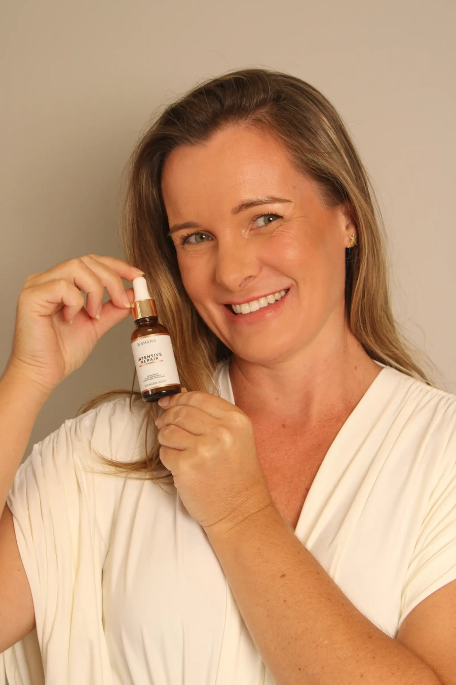 Serum Intensive Repair Wahana — em uso