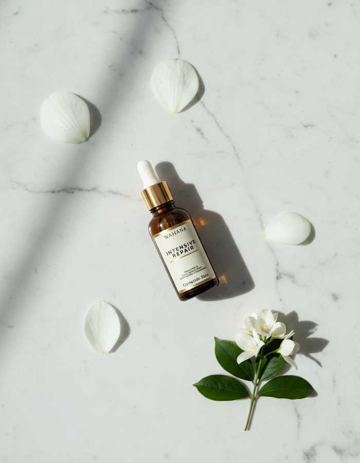 Niacinamida para pele madura com sensibilidade: Benefícios - Intensive Repair