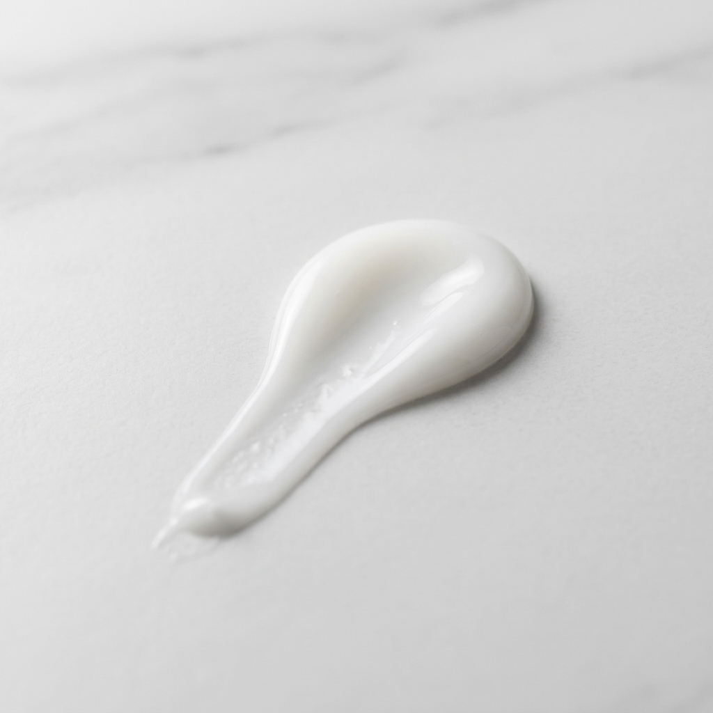 Niacinamida para Pele Madura Sensível: Benefícios e Como Usar - Intensive Repair