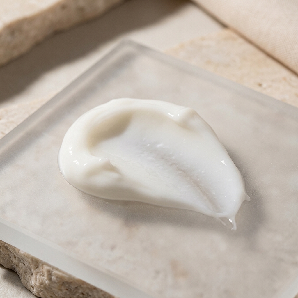 Rotina Minimalista de Skincare: Menos Produtos, Mais Resultados - Time Secret