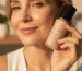 Flacidez no Rosto: Como Recuperar o Contorno Facial Sem Agulhas - Time Secret