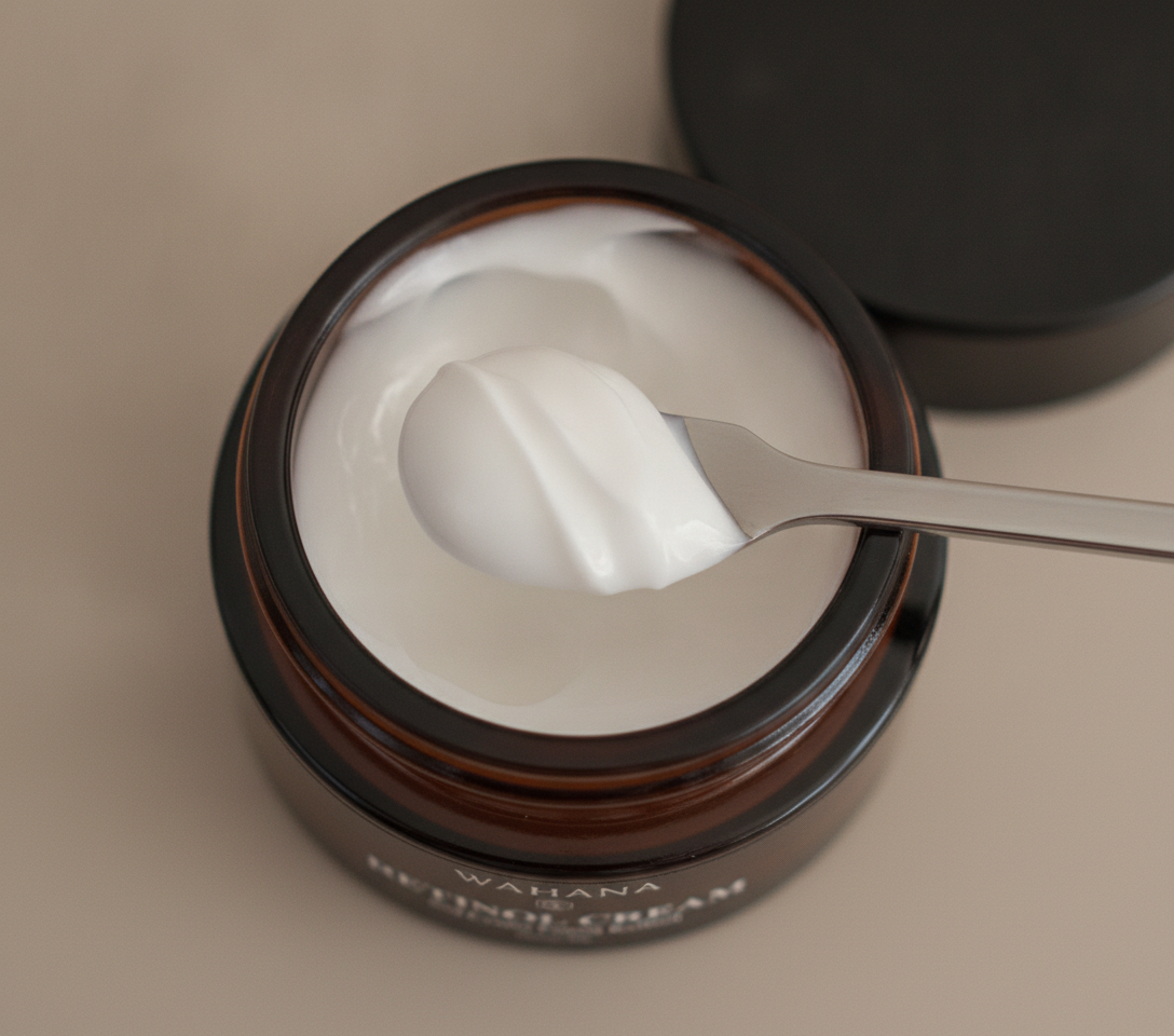 Retinol vs Peptídeos: Qual o Melhor para Renovação Celular? - Retinol Cream